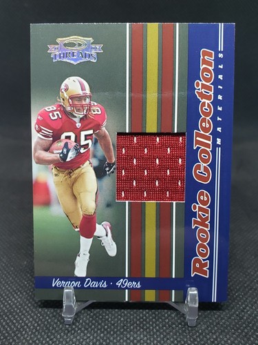 2006 Donruss Threads Collection Materials /500 Vernon Davis #RCM-13 Rookie RC - Picture 1 of 2
