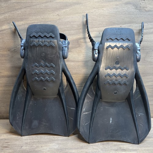 US Divers Unisex Trek Flossen Reise verstellbar Größe Small 4-7/37-41 - Bild 3 von 6