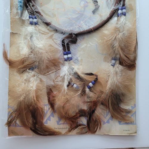DREAMCATCHER & PEN WITH FEATHERS NIP, ST. JOSEPH SCHOOL LAKOTA SIOUX - Picture 2 of 6