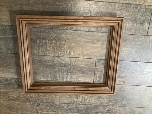 Vintage Hecho Wooden Holds 14”x 18” in Picture Frame Only - Picture 4 of 8