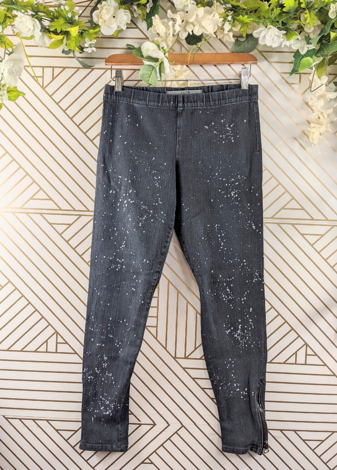 Joe’s Jeans LEggings Black Splatter Paint Jeggings Pull On Ankle Zip SZ