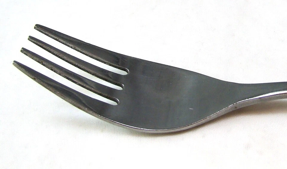 Tools of the Trade Stainless Steel TOT8 Salad Fork - Image 3 of 4