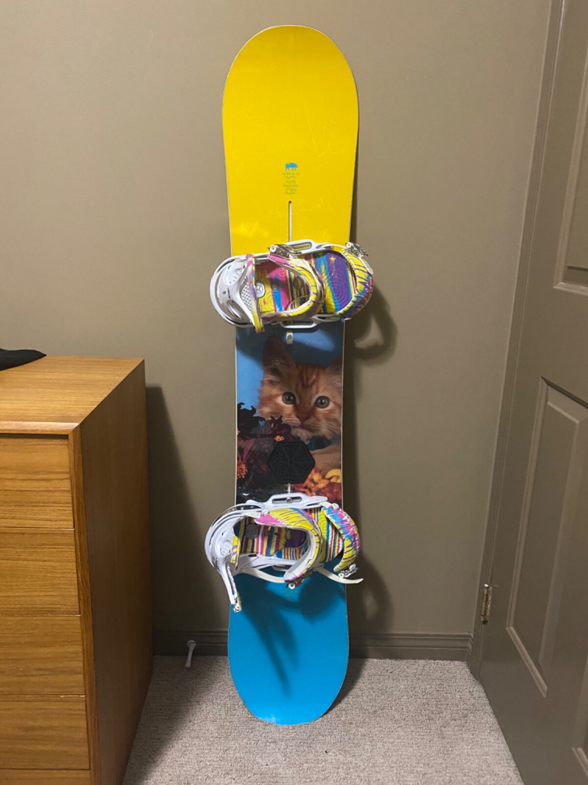 Burton UNINC Baby Kitten 156cm Rare Classic Collectors. Includes UNINC Bindings