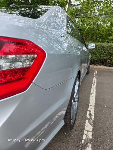 2010 Mercedes E63 AMG 6.3 V8 4 door saloon - only 24,000 miles and FMBSH - Picture 7 of 20
