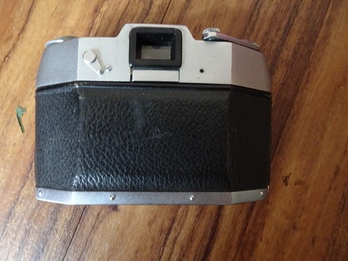 Vintage/collectable IHAGEE EXA II 35mm camera body only. - Picture 11 of 15