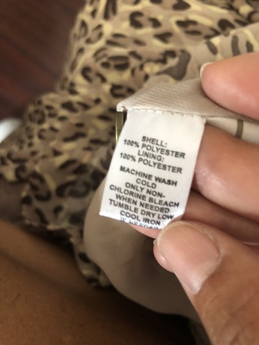NEU MIT ETIKETT LOFT KLEID MIT ANIMALPRINT. Größe 8 - Bild 7 von 7
