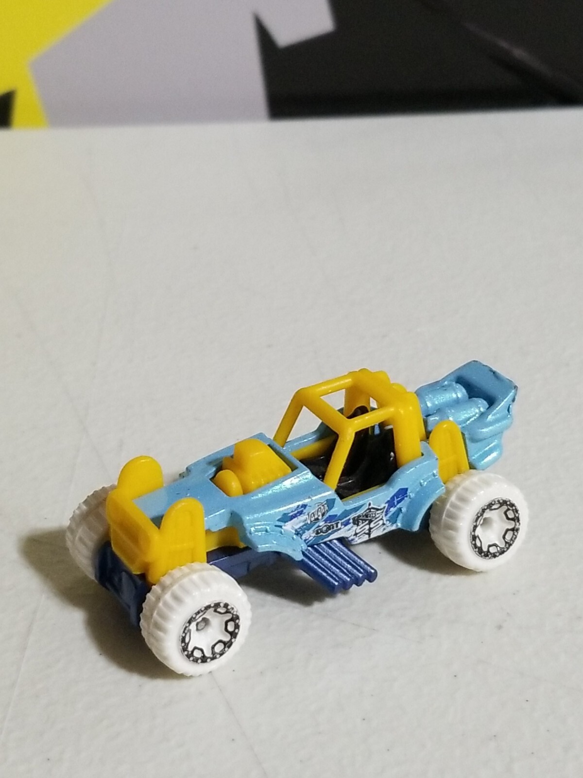 Picture 2 of 11
