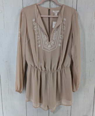 Forever 21 Size Medium Beige White Embroidered Long Sleeve Womens Romper NWT