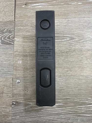 Swingline 747 Full Size Stapler 25 Sheets Desk Black Metal Office Space Retro - Picture 15 of 17