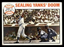 1964 Topps #139 World Series Game #4 - Sealing Yanks' Doom