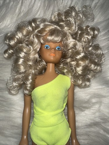 MUÑECA POSABLE VINTAGE SIMBA STEFFI LOVE ST. TROPEZ MODA RUBIA - Imagen 4 de 9