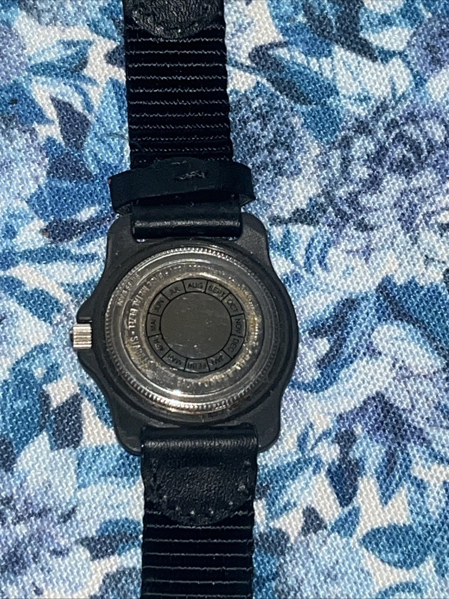 Vintage Swiss Military‎ Quartz Watch Black Dial Stainless Steel New Battery s-l400.jpg main image 3
