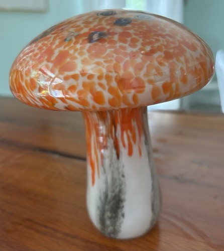 Set Of 3 Art Glass Mushrooms, Murano Style Garden Decor - Picture 5 of 11
