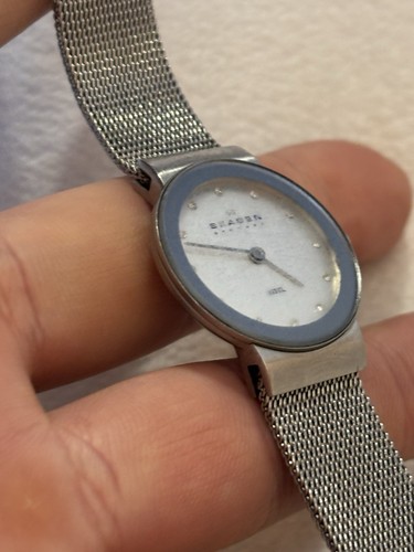 Skagen Small 358SSSD Women Stainless Steel Analog Dial Quartz Wrist Watch - Picture 7 of 11