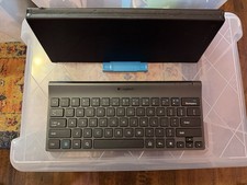 Logitech Y-R0021 Bluetooth Tablet Keyboard for Android 3.0 With Folding Case