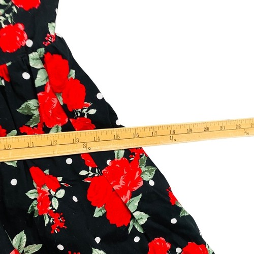 Fit and Flare Kleid Rosenmuster gepunktet ärmellos Party schwarz Gr. S Hottopic - Bild 6 von 8