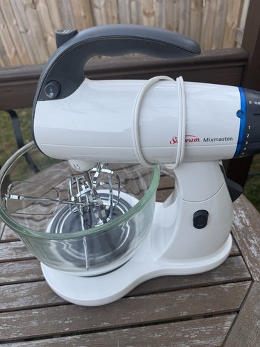 Sunbeam 2371 Mixmaster Stand Mixer, 350 Watts, White - Picture 1 of 6
