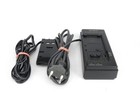 SONY AC-V30 AC Power Adapter für NP-55, NP-77 *Fotofachhändler*