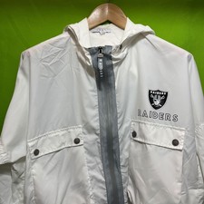 Small WEAR Womens Las Vegas Raiders Lightweight Hooded Rain Jacket White