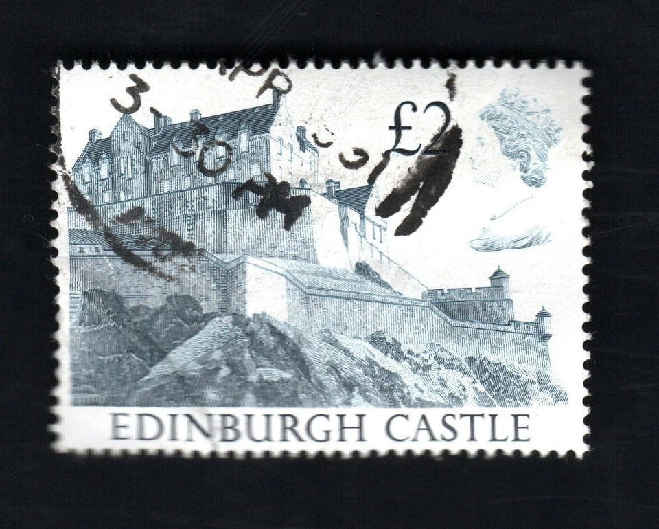 United Kingdom - 4 used stamps - three 28p & one £2, 3p & 20p stamps - Image 2 of 4