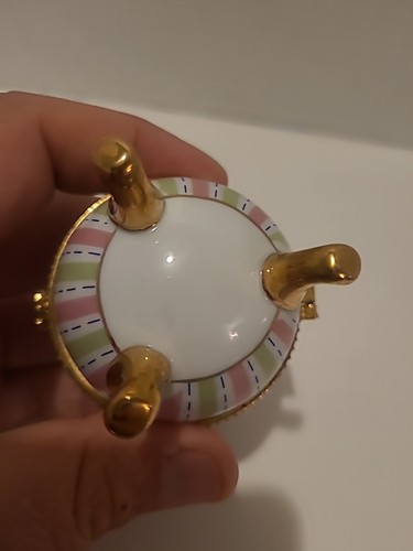 Vintage Porcelain Hand Painted Floral Egg Trinket Box Pill Box ~ Excellent - Picture 5 of 7