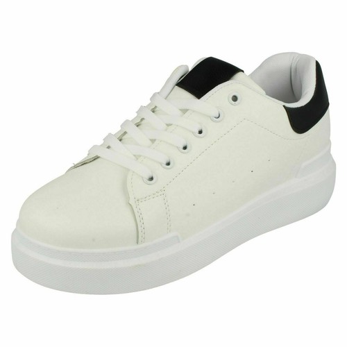 Entrenador con cordones de plataforma para damas F7R203 por lugar en £20.99 - Imagen 2 de 20