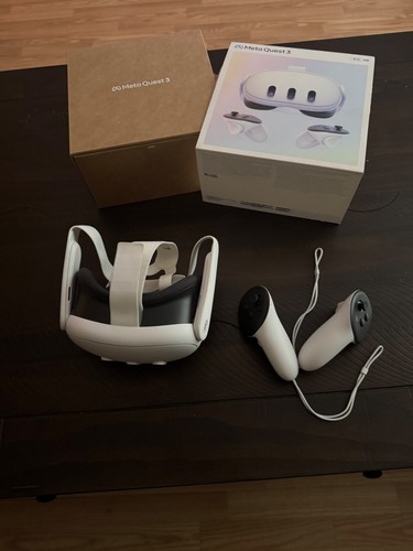Meta Quest 3 512GB VR Headset w/ Controllers - Excellent Condition