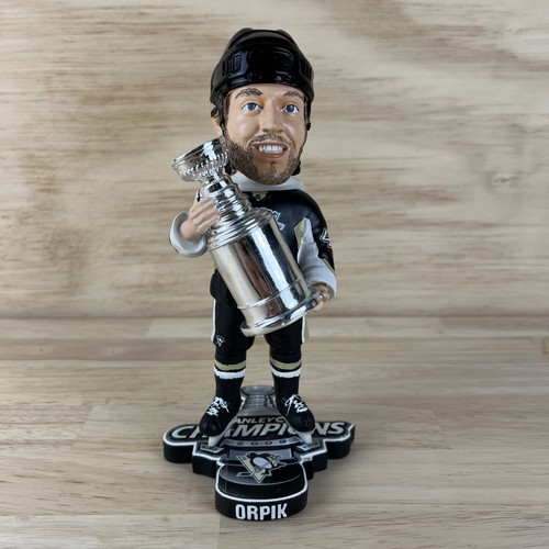 Brooks Orpik Pittsburgh Penguins 2009 Stanley Cup Bobblehead #3/2.009 selten - Bild 2 von 14