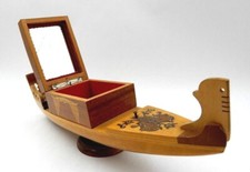 VINTAGE SPINNING GONDOLA TRINKET WIND-UP MUSIC JEWELRY TRINKET BOX WITH MIRROR