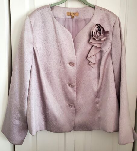Women's Suit by Kasper,size 20, champagne - Picture 2 of 15