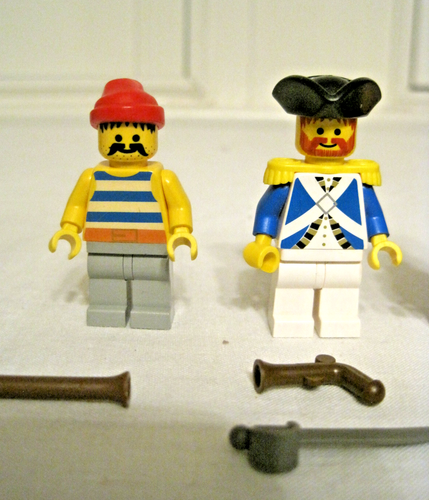 Vintage LEGO Pirates: Broadside's Brig (6259) 100% w/Instructions - NO BOX - Picture 7 of 11