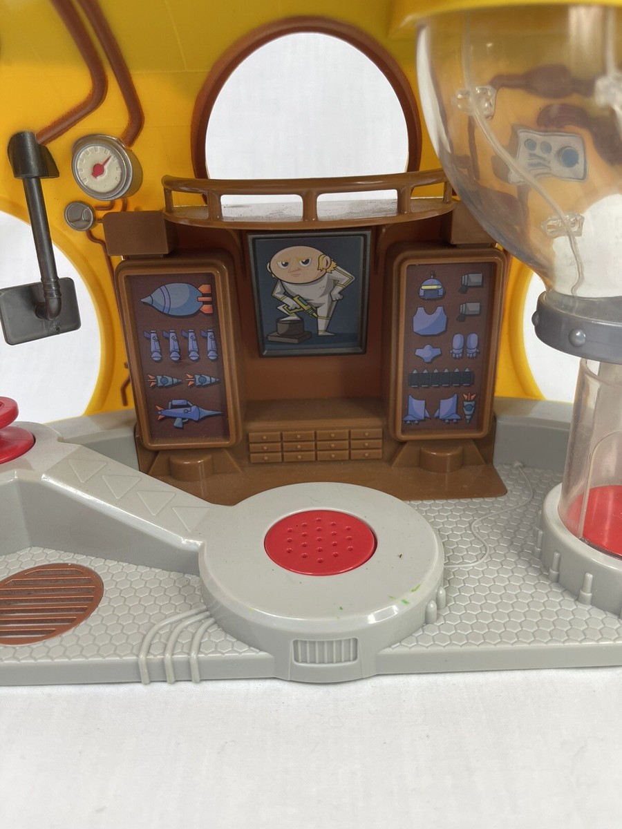 Despicable Me Mineez Dru's Super Lair Minion Playset, Sounds