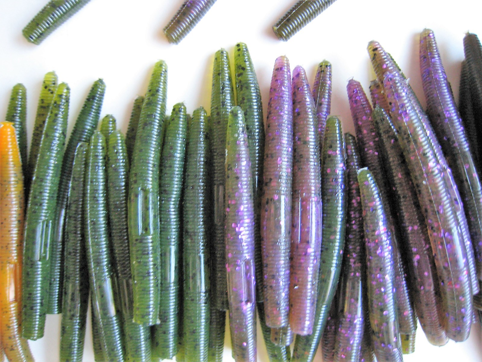 Shiri Heller Schwartz  100 PK 3 Senko Style – 5 COLORS/20 EACH-Soft  Plastic Bass Worms-SCENT-SALT-USA