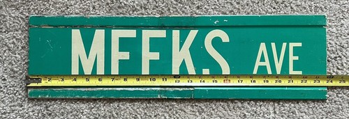 Vintage MEEKS AVE Retired Green Double Sided Aluminum Street Sign 23.75" x 6.75" - Picture 3 of 3
