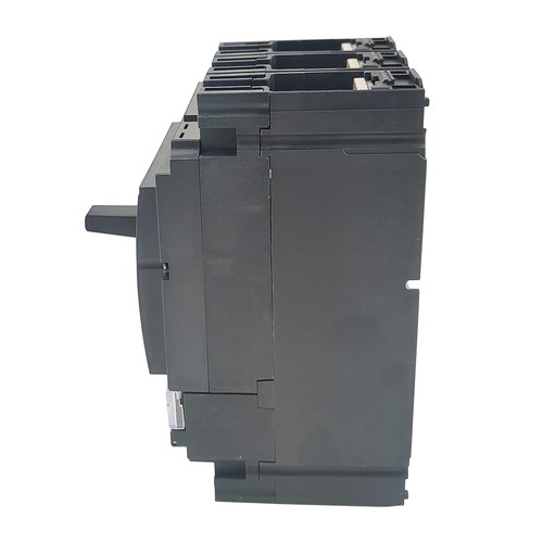 LV430630 Compact NSX160F TM160D 3P3D 160A 36KA Molded case circuit breaker - Picture 4 of 8