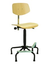 Stuhl Modell 6125 mit Bodengleitern, Sitz Buche, von Lotz Stuhl Modell 6125 mit Bodengleitern, Sitz Buche, von Lotz
