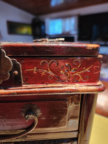 Antique Chinese Traveling Dressing Box w/Folding Mirror & Drawers 9.5x8.5x9.25 - Picture 6 of 24
