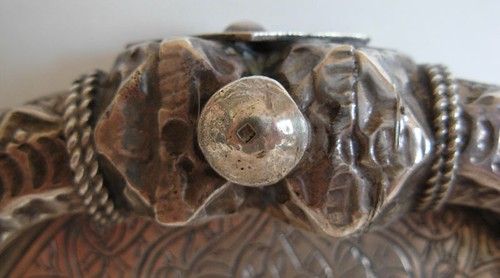 OLD EGYPTIAN ENGRAVED SILVER BRACELET TRANSFORMED INTO A DISH- 140.8 grams - Picture 5 of 12