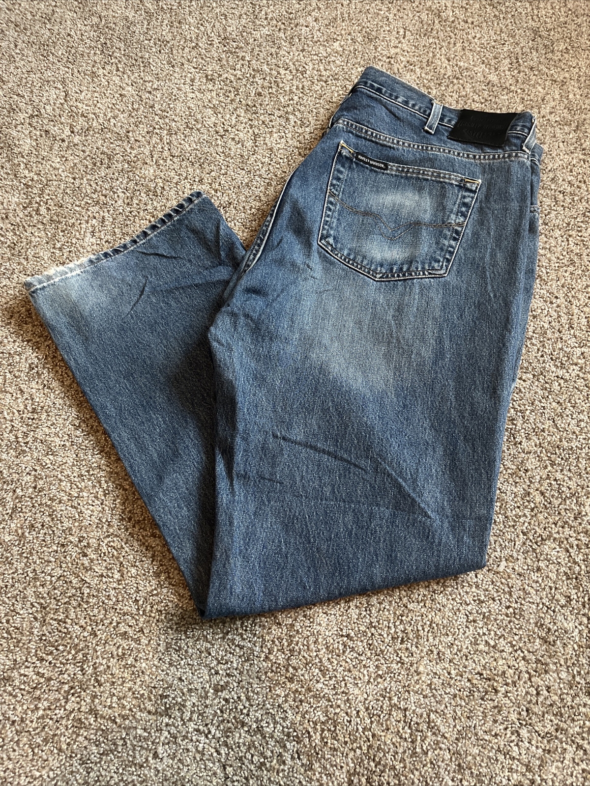 Harley Davidson Men's Jeans Size 42 Iconic Denim 42x32 Leather Shield Badge