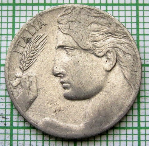 ITALY Vittorio Emanuele III 1910 R 20 CENTESIMI Female with Torch Nickel km# 44 - Picture 6 of 6