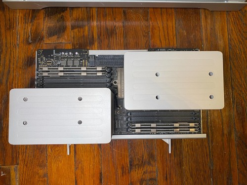 Mac Pro Tower mid 2010 LOADED w/ internal SSD drives_video monitor not included - Picture 13 of 16