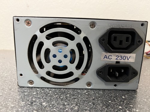 Fuente de alimentación retro CWT-200PA 200W ATX para PC vintage - probada y f... - Imagen 3 de 4