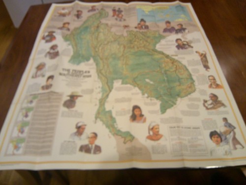 National Geographic The Peoples Of Mainland Southeast Asia Map Vintage 1971 - Imagen 2 de 3