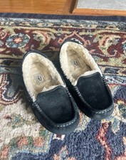 Women  s UGG Slippers Black Size 7