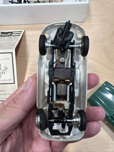 Paar Vintage Strombecker 1/32 Slotcars. LESEN - Bild 4 von 7