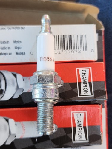 RACING Champion 1654 RG59V Racing Spark Plugs New Pack Of 4 Premium Spark Plugs - Picture 11 of 12