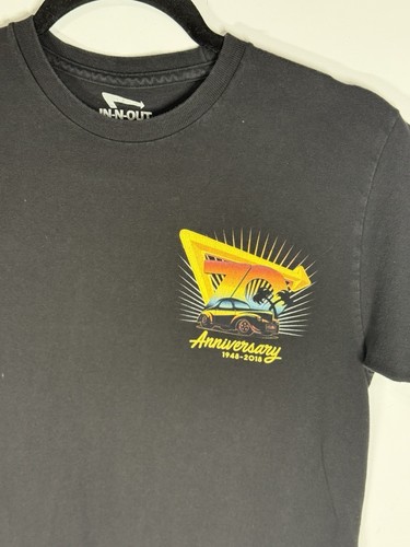 Camisa In N Out Burger 70 Aniversario Adulto Pequeña Negra Ambos Lados Gráfico Para Hombres - Imagen 3 de 8