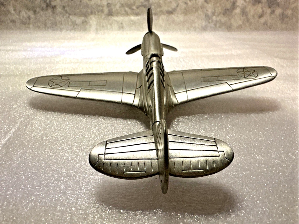 Avión de combate Danbury como nuevo diecast peltre CURTISS P-40 WARHAWK de colección Foto 4 de 4