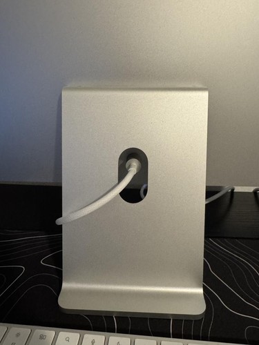 2021 Apple iMac 24" M1 8GB RAM 256GB SSD Silver - Picture 4 of 5