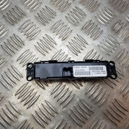 JEEP COMPASS LIMITED CRD WARNBLINKLEUCHTE & SITZHEIZUNG SCHALTER 2012 - Bild 10 von 15
